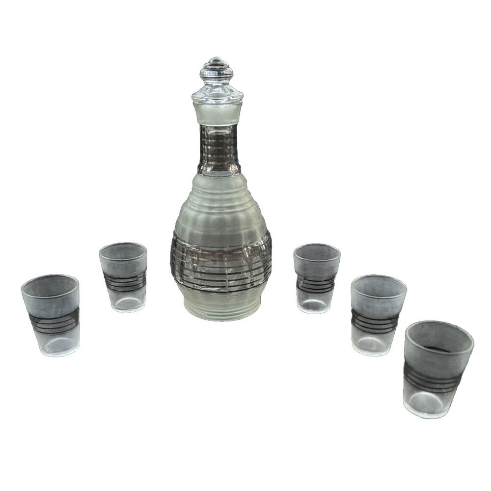 Hazel Atlas Ribbed Ringed Banded 16 Oz. Decanter & 5 Banded Shot Glasses